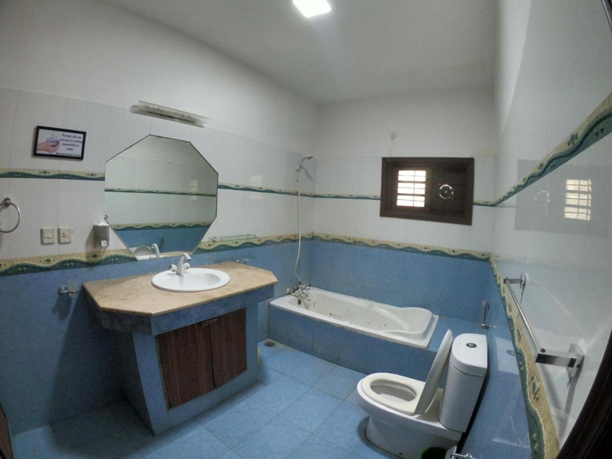 Seaview Guest House Karachi Bagian luar foto