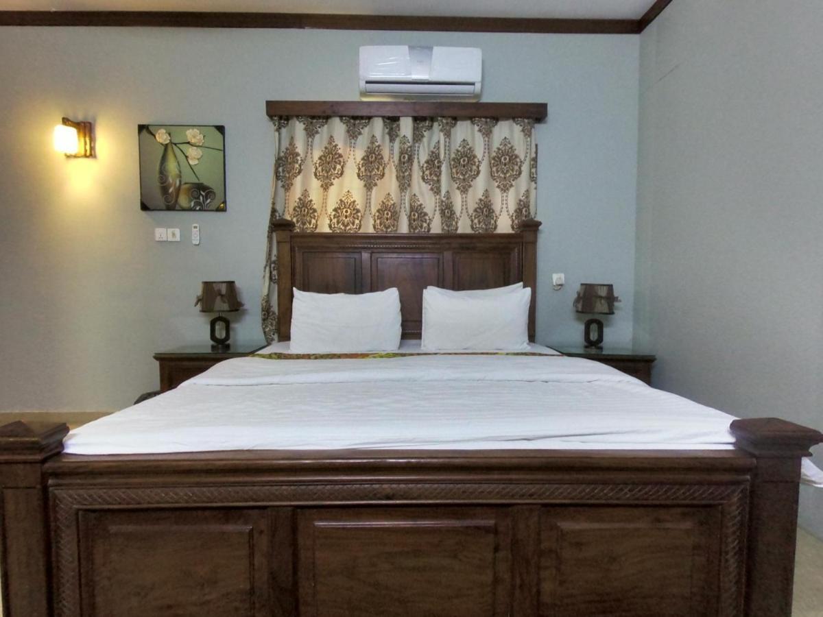 Seaview Guest House Karachi Bagian luar foto
