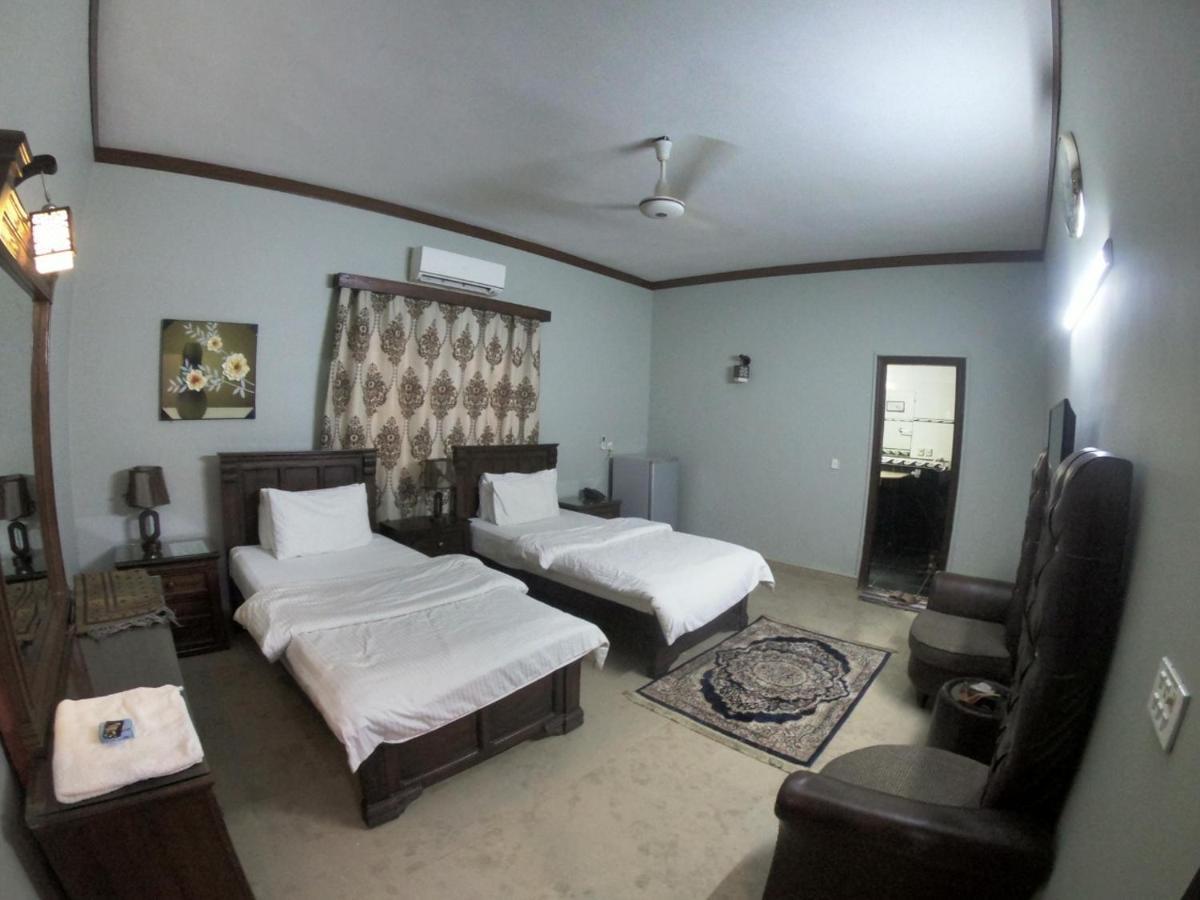 Seaview Guest House Karachi Bagian luar foto