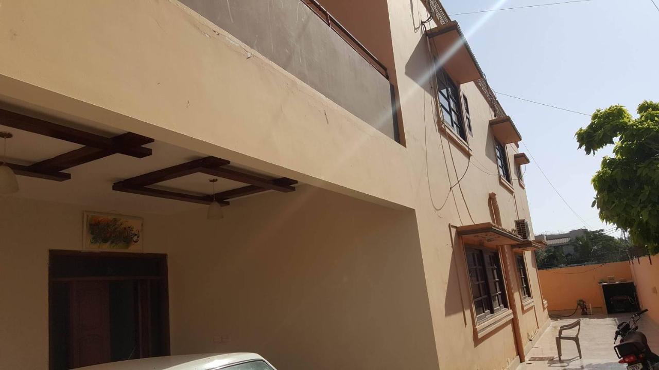 Seaview Guest House Karachi Bagian luar foto